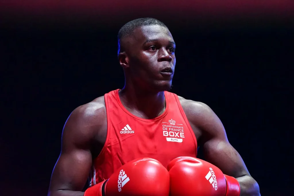 Makan Traoré, jeune espoir français de la boce aux Jeux Olympiques de Paris