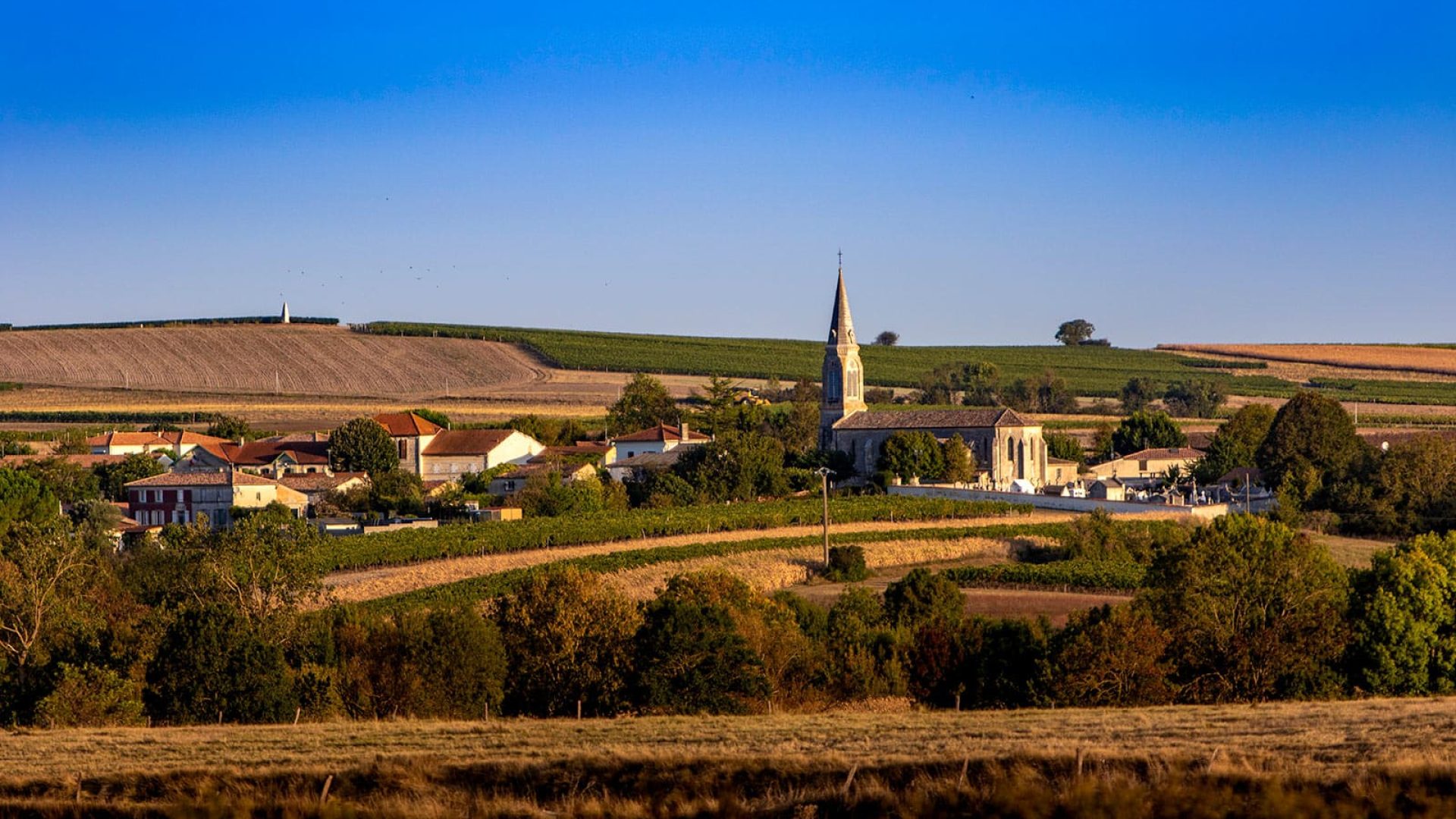 Le bourg de Barzan