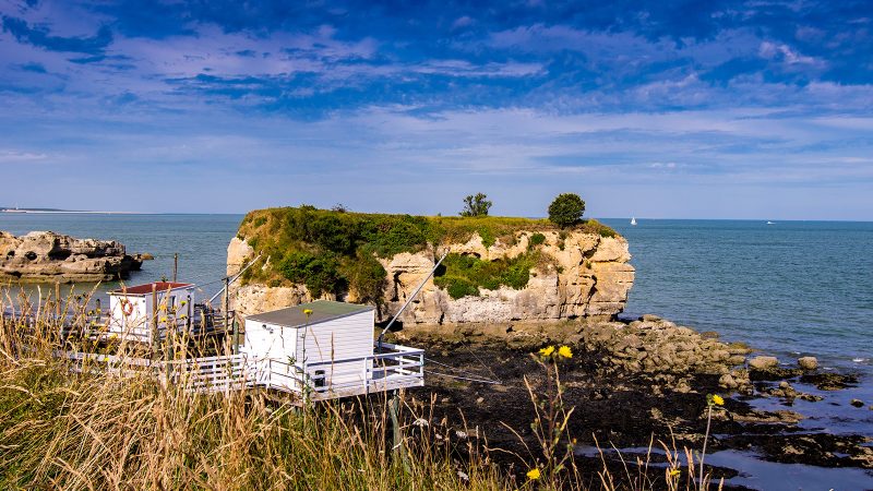 Les carrelets près de l'Île aux Mouettes à Saint-Georges-de-Didonne