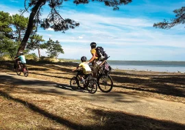 Balade à vélo en famille à La Palmyre